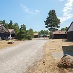 Дом отдыха 4 Person In Vaeggerlose