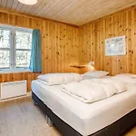 Дом отдыха 4 Person In Vaeggerlose Boto By
