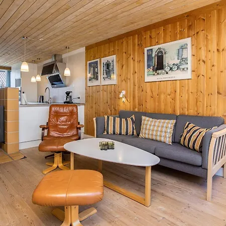 Tatil Evi 4 Person In Vaeggerlose Bøtø By